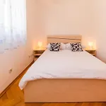 M Duplex Apartments